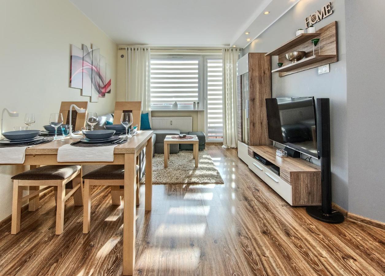 Mieszkanie Horyzont - Acco Rent กดัญสก์ ภายนอก รูปภาพ