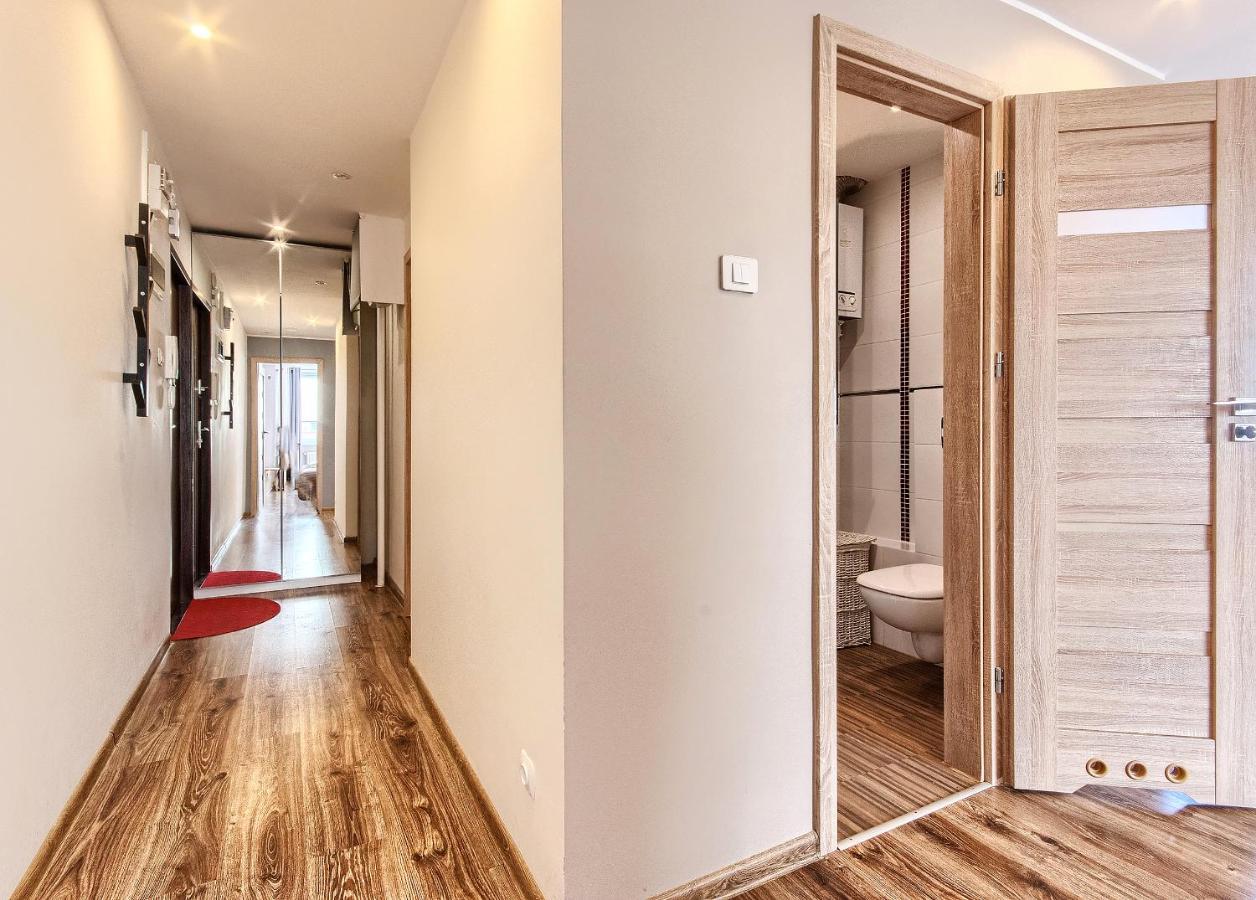 Mieszkanie Horyzont - Acco Rent กดัญสก์ ภายนอก รูปภาพ